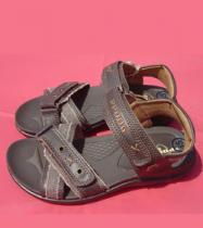 中國(guó)鞋網(wǎng)鞋子批發(fā)商城 一站式鞋類產(chǎn)品供應(yīng)平臺(tái)解析